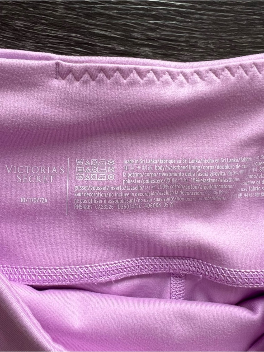 Victoria's Incredible Essential High-Rise Pocket Leggings - Picture 7 of 10